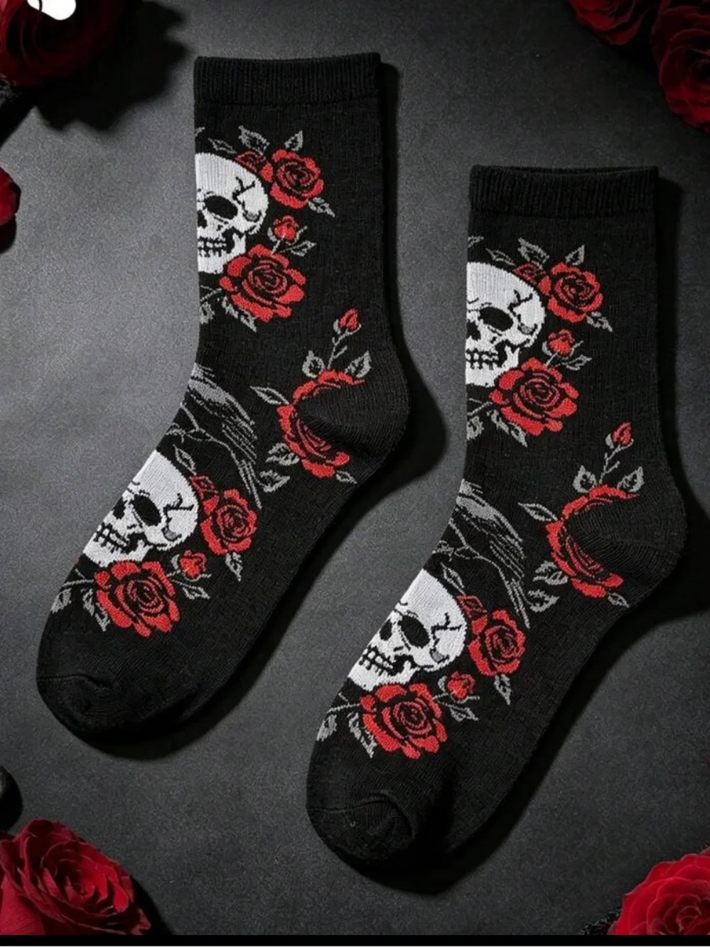 Skull & Rose Crew Socks - Black/Red